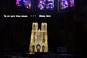 Reims大聖堂内部（１４）.jpg